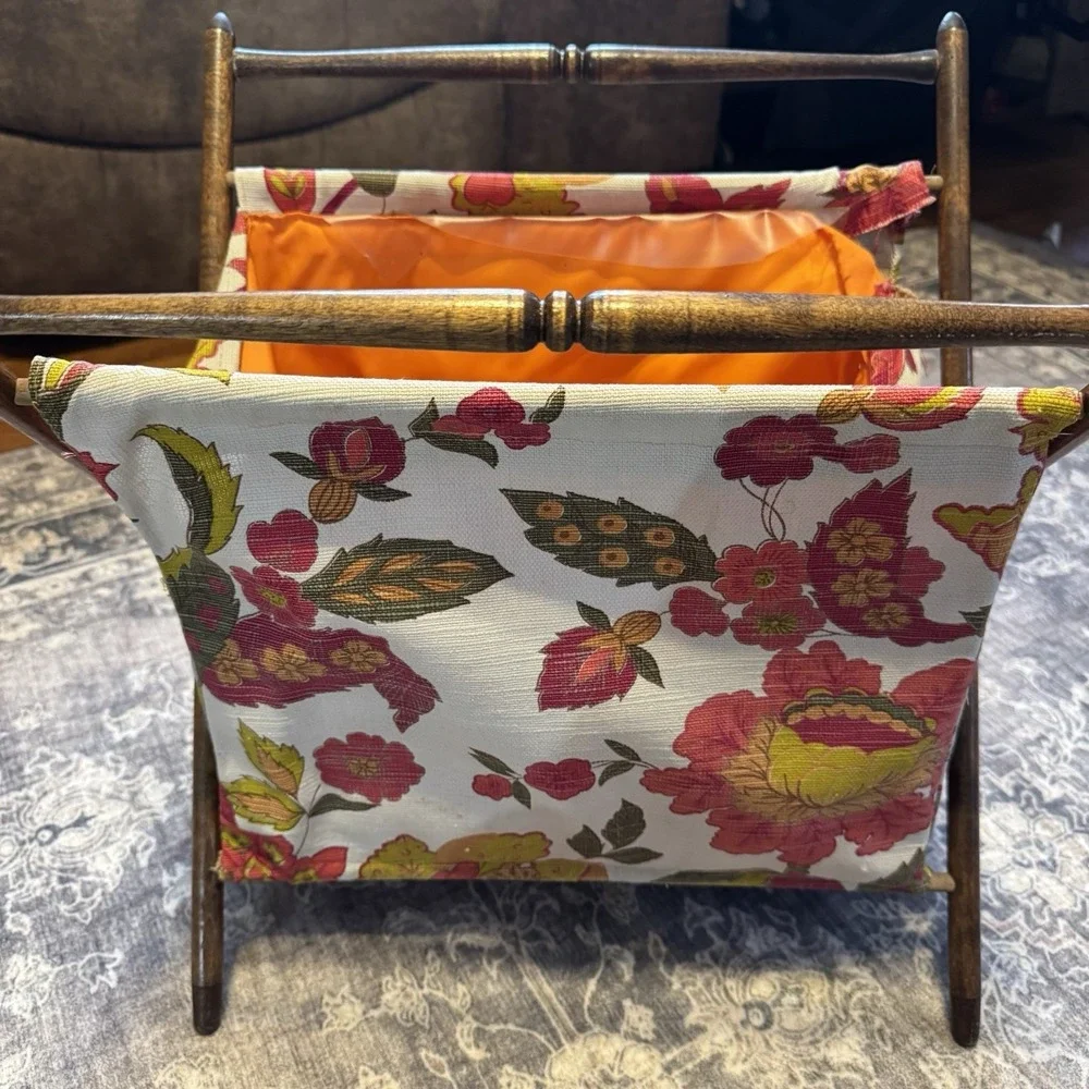 Vtg Sewing Caddy Tote Knitting Basket Yarn Stand Wood Frame Floral *See Pics*